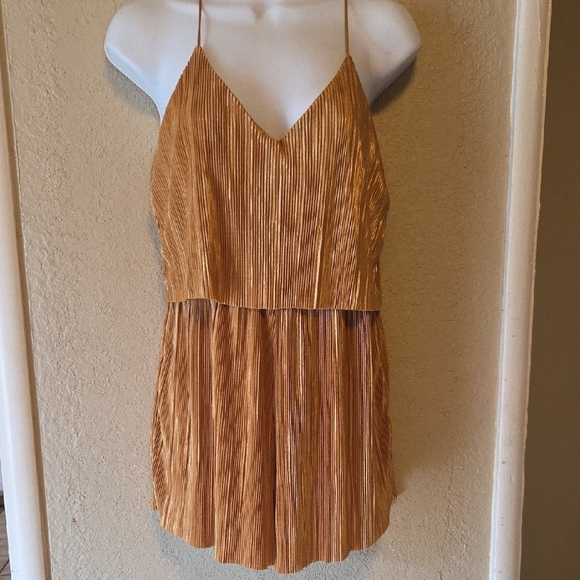 Forever 21 Gold Pleated Romper - Picture 1 of 4
